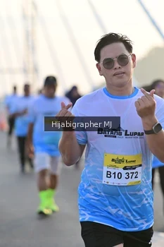 Runner Photo 2128354