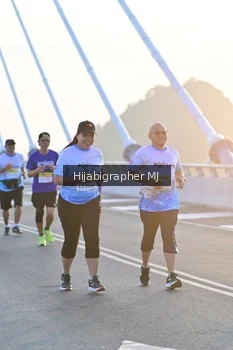 Runner Photo 2128393