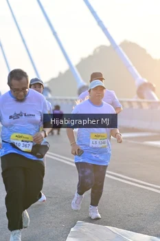 Runner Photo 2128397