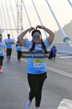 Runner Photo 2128424