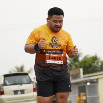 Runner Photo 2128575