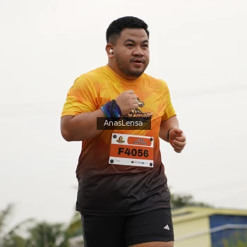 Runner Photo 2128577