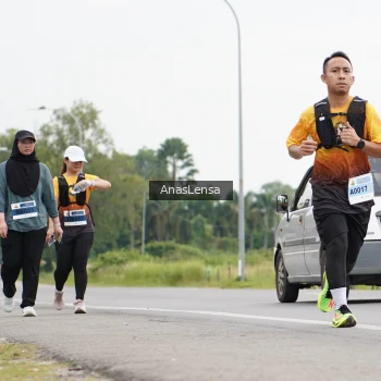 Runner Photo 2128794