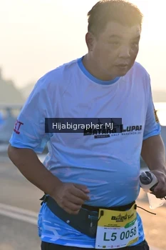 Runner Photo 2128836
