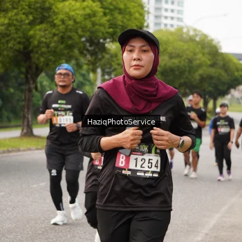 Runner Photo 2128908