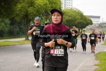Runner Photo 2128922