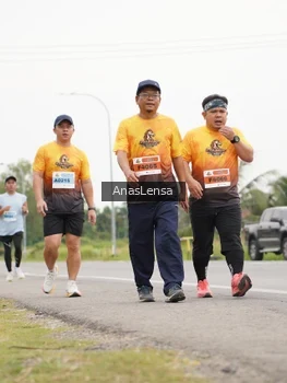 Runner Photo 2128924