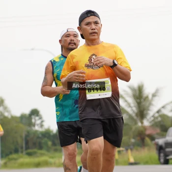 Runner Photo 2129047