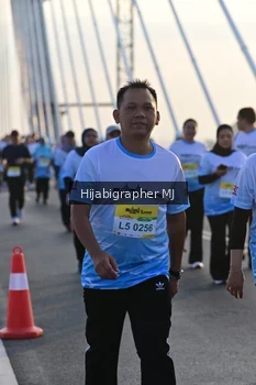 Runner Photo 2129203