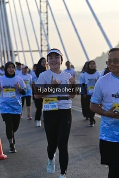 Runner Photo 2129327