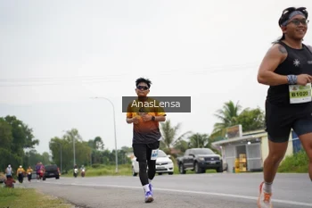 Runner Photo 2129787