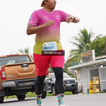 Runner Photo 2129824