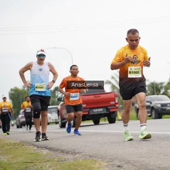 Runner Photo 2129865