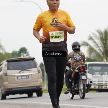 Runner Photo 2129976