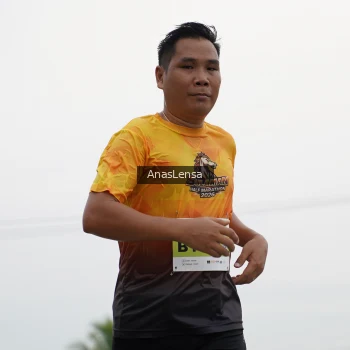Runner Photo 2129993