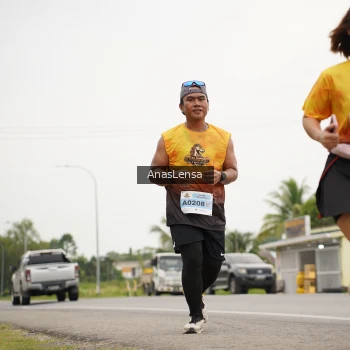 Runner Photo 2130046