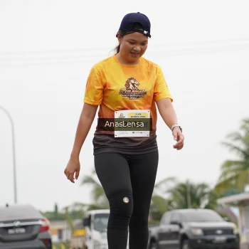Runner Photo 2130075