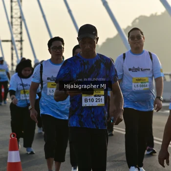 Runner Photo 2130453