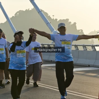 Runner Photo 2130543
