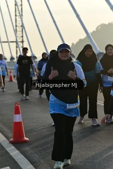 Runner Photo 2130589