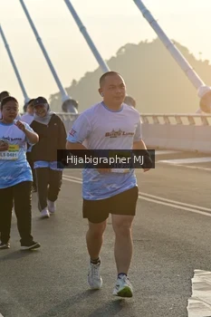 Runner Photo 2130651