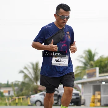 Runner Photo 2130810