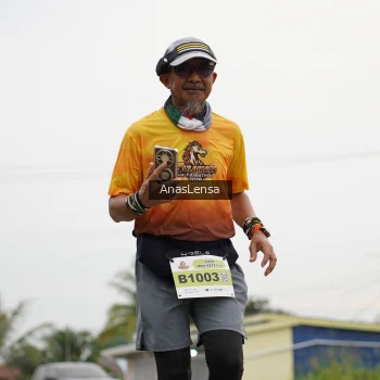 Runner Photo 2130878
