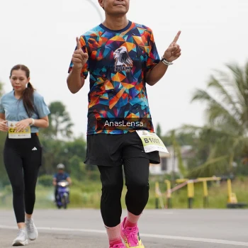Runner Photo 2130914