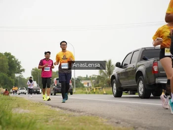 Runner Photo 2131123