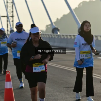 Runner Photo 2131643