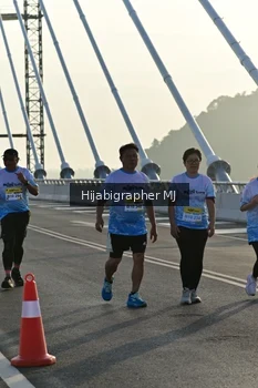 Runner Photo 2131714
