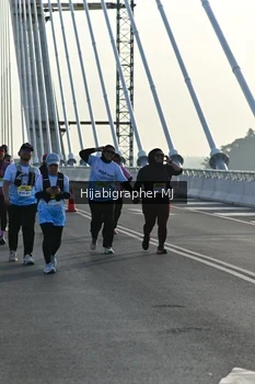Runner Photo 2132363