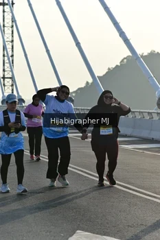 Runner Photo 2132376