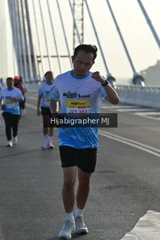 Runner Photo 2132604