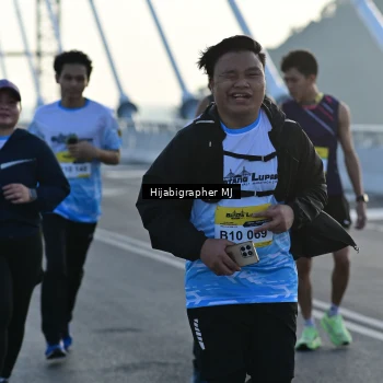 Runner Photo 2132916