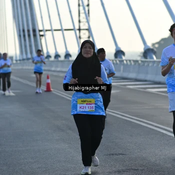Runner Photo 2132984