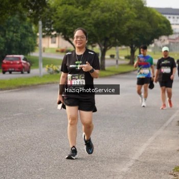 Runner Photo 2133105