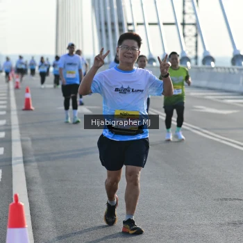 Runner Photo 2133545