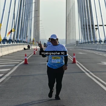 Runner Photo 2133844