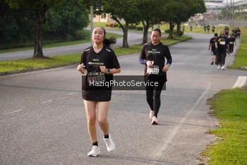 Runner Photo 2133845