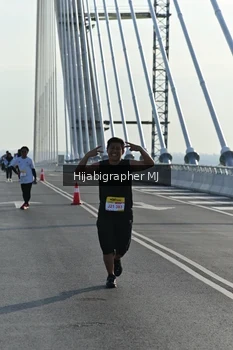 Runner Photo 2133880