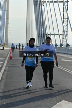 Runner Photo 2133976