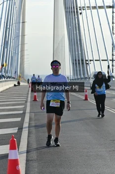 Runner Photo 2134085