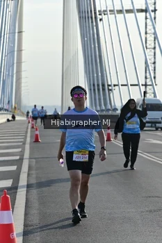 Runner Photo 2134087