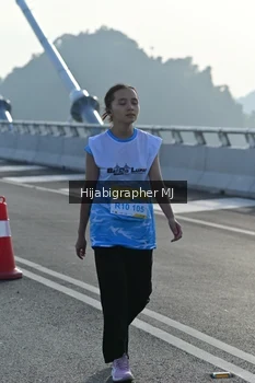 Runner Photo 2134113