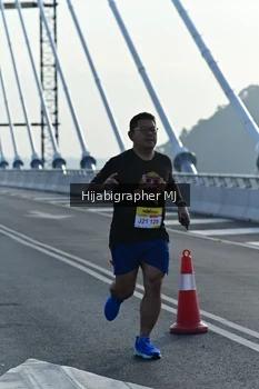Runner Photo 2134126