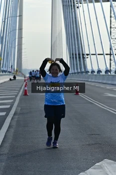Runner Photo 2134182