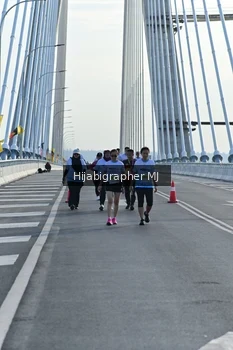 Runner Photo 2134191