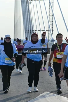 Runner Photo 2134205