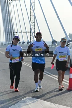 Runner Photo 2134229